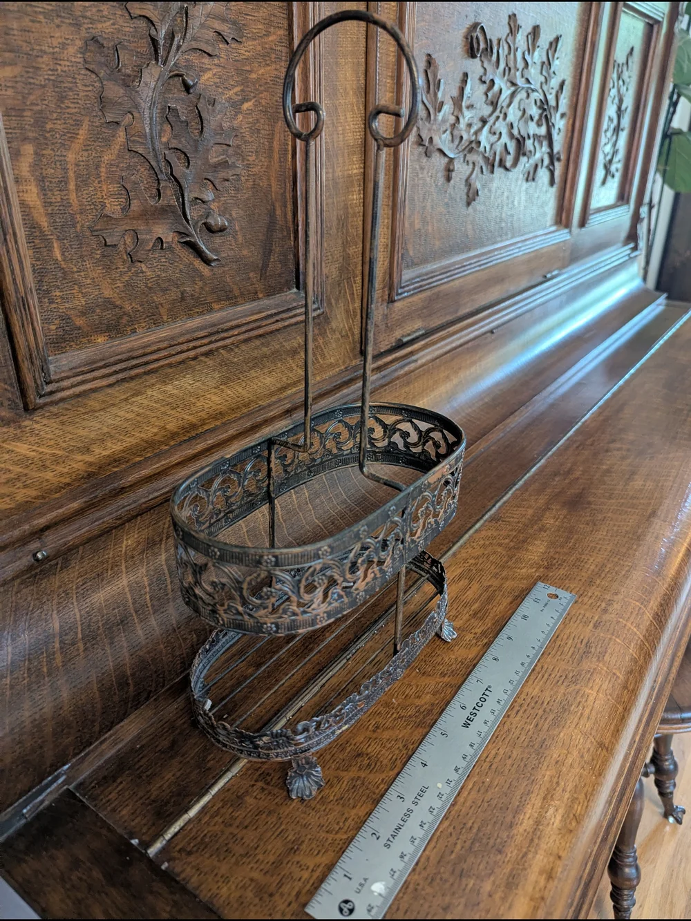Ornate Metal Caddy Display Shelf Organizer